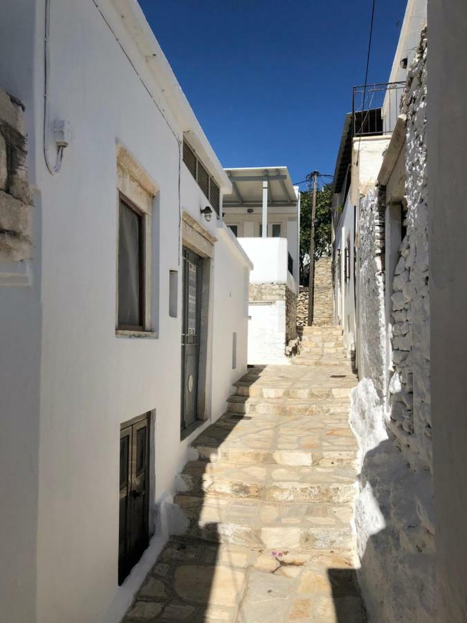 Traditional House - Apeiranthos Naxos Apérathos Екстериор снимка