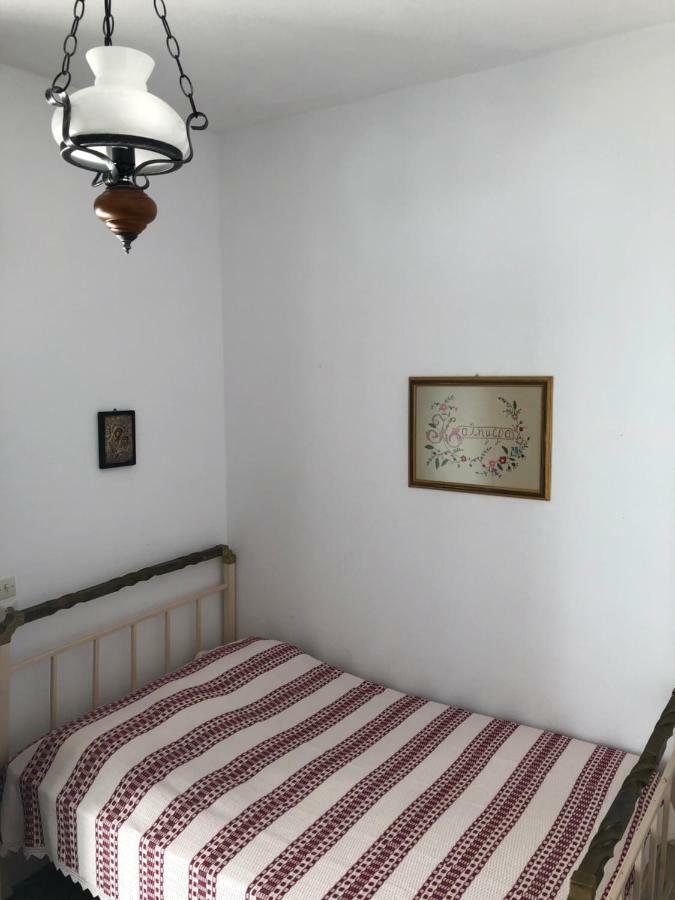 Traditional House - Apeiranthos Naxos Apérathos Екстериор снимка